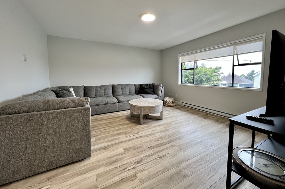 Photo of Livingroom in Prince Rupert