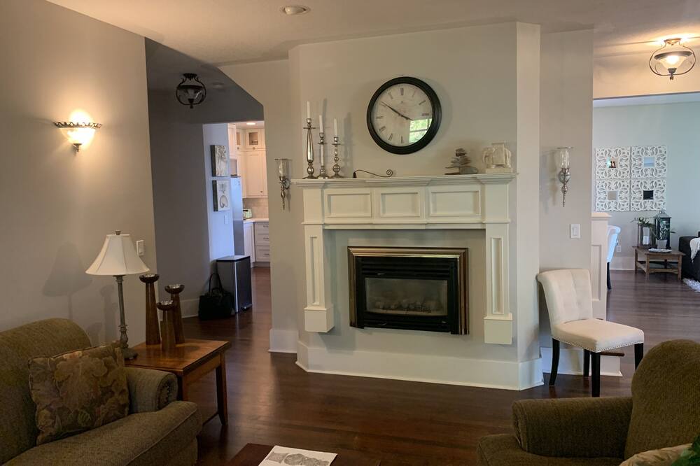 Photo of Livingroom in Regional District of Nanaimo