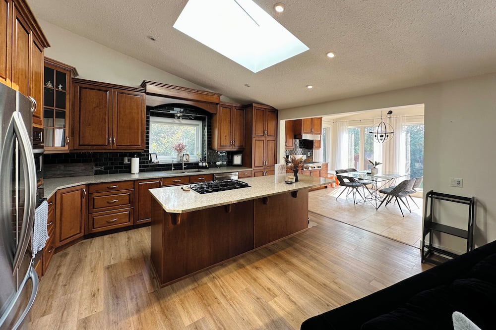 Photo of Kitchen in Division No. 11