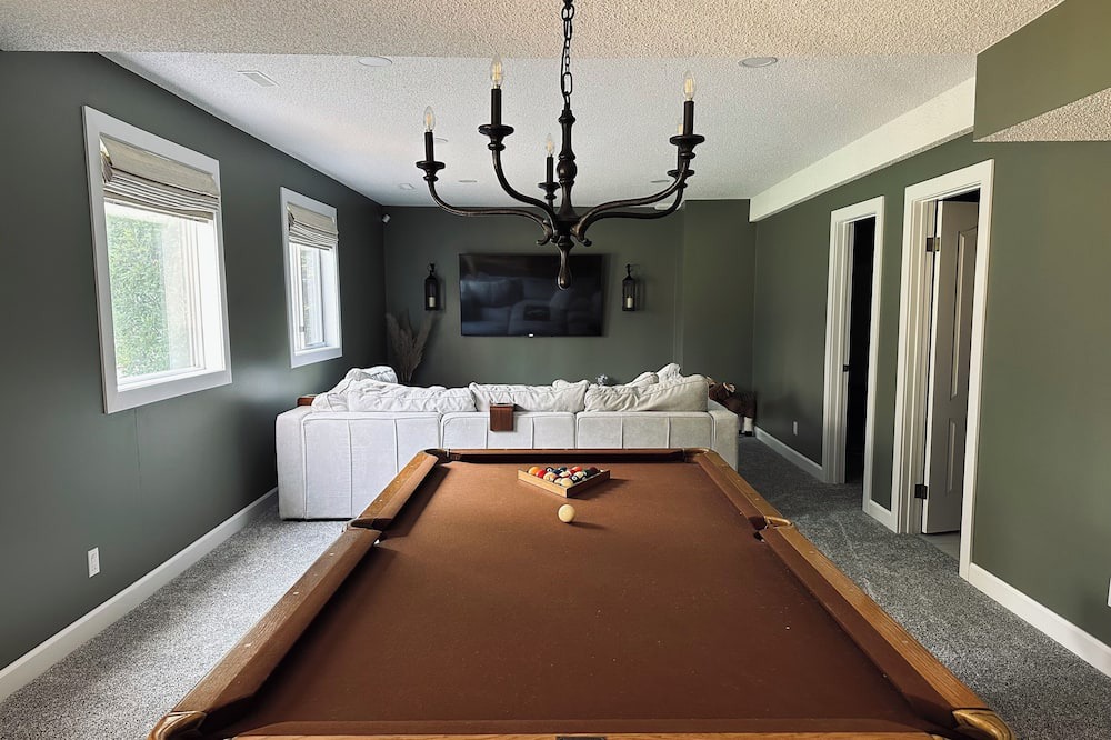 Photo of Bedroom in Division No. 11