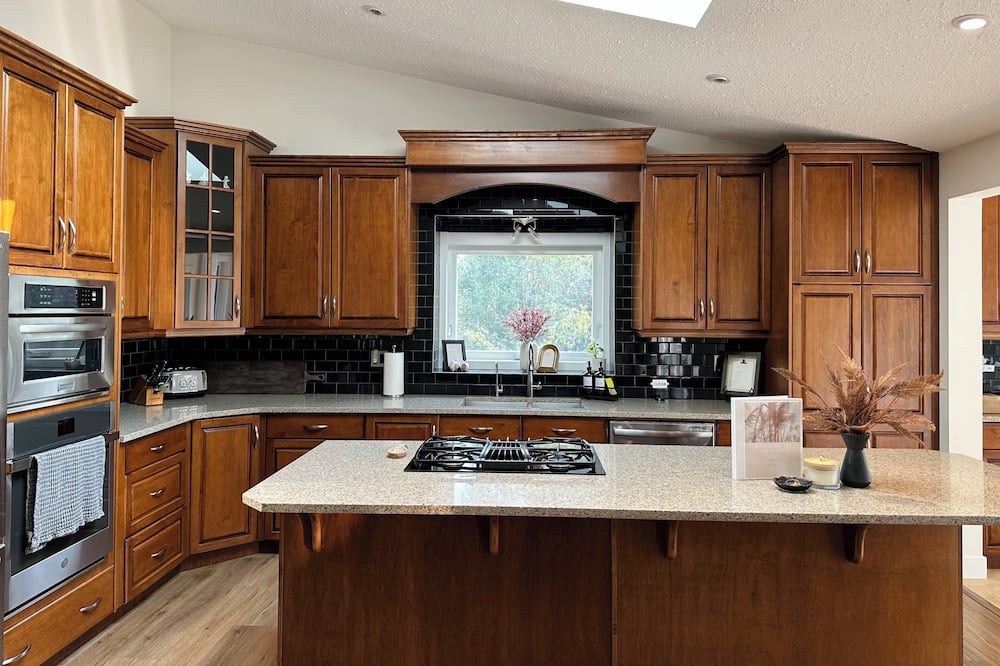 Photo of Kitchen in Division No. 11