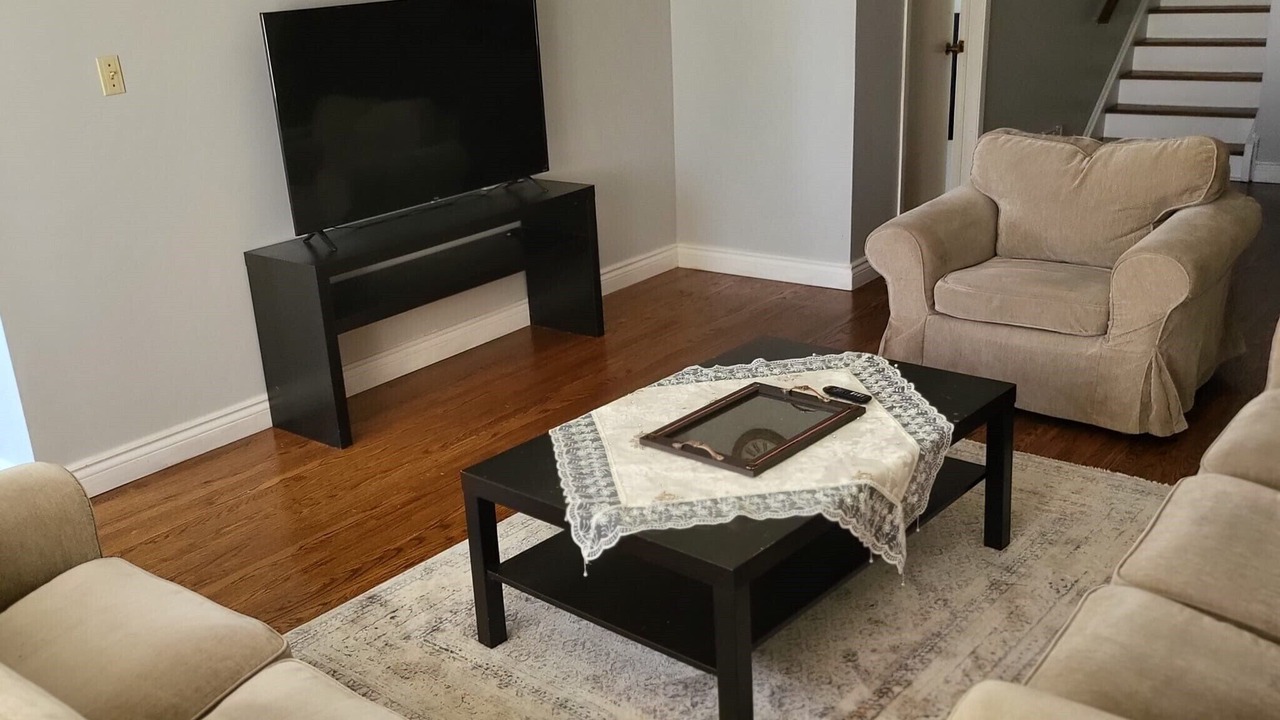 Photo of Livingroom in Cooksville