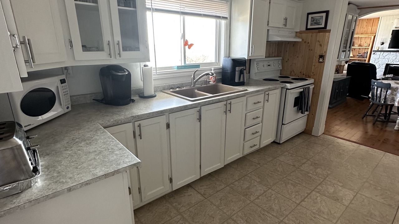 Photo of Kitchen in St. Vincent's-St. Stephen's-Peter's River