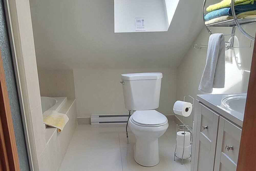 Photo of Bathroom in La Minerve