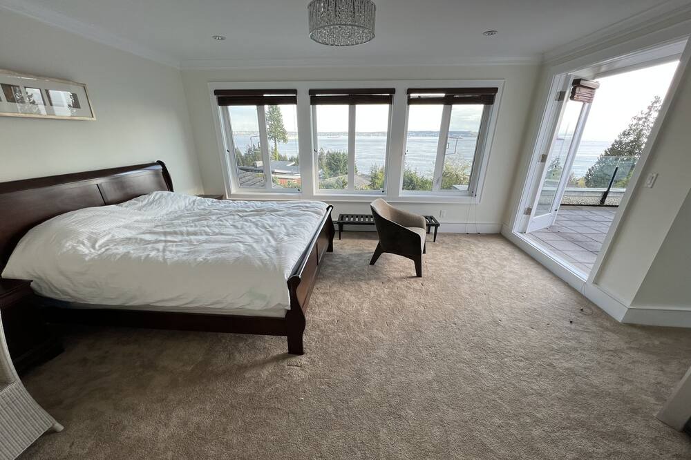 Photo of Bedroom in West Vancouver