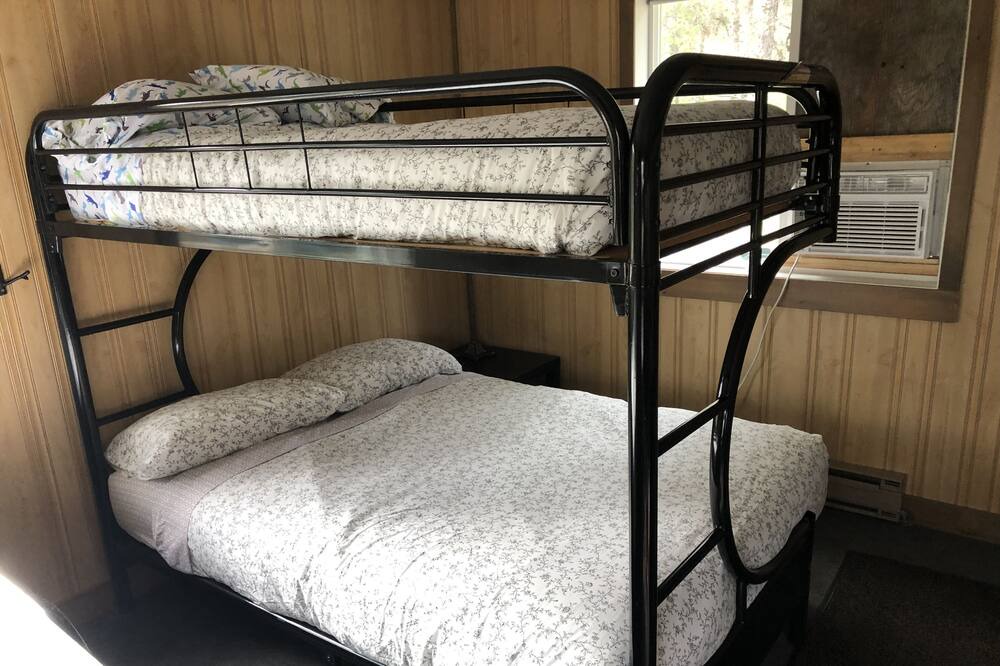 Photo of Bedroom in Lester Beach