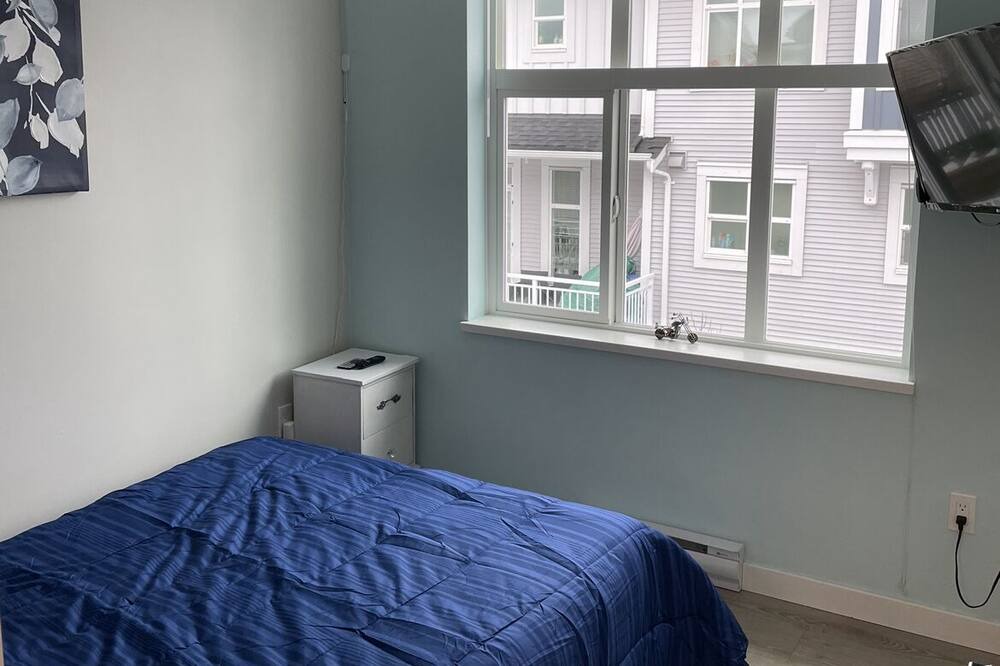 Photo of Bedroom in Maple Ridge