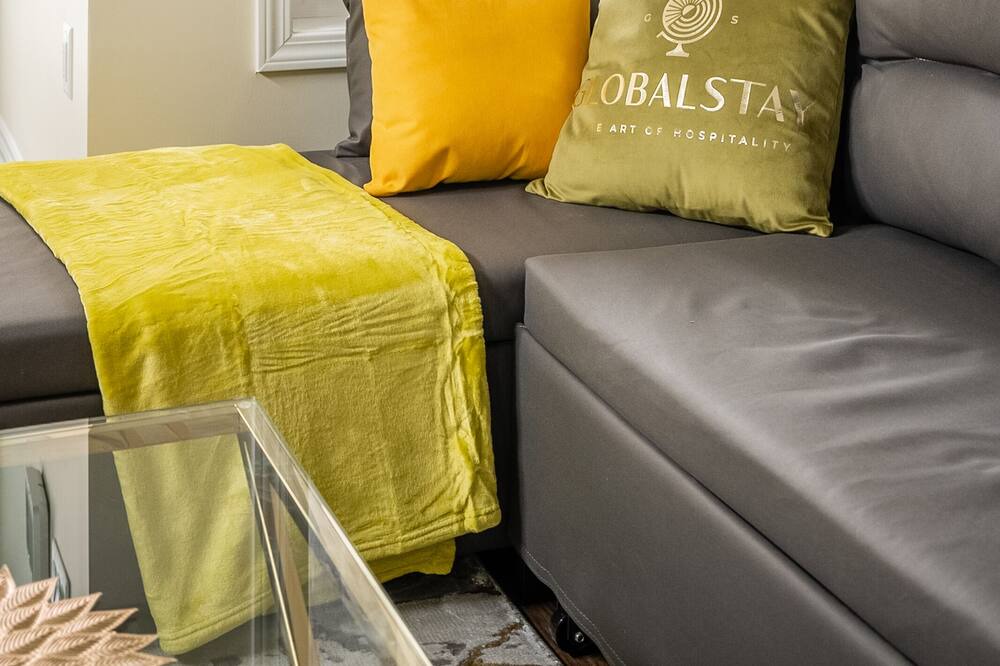 Photo of Livingroom in Beamsville