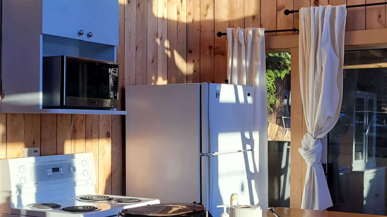 Photo of Kitchen in Sliammon