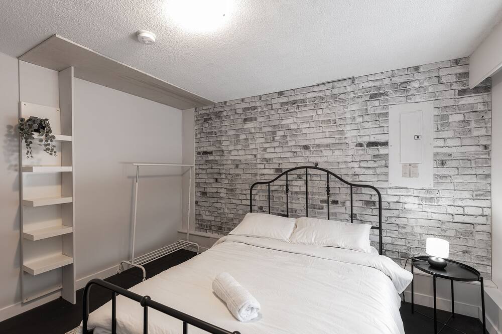 Photo of Bedroom in Squamish