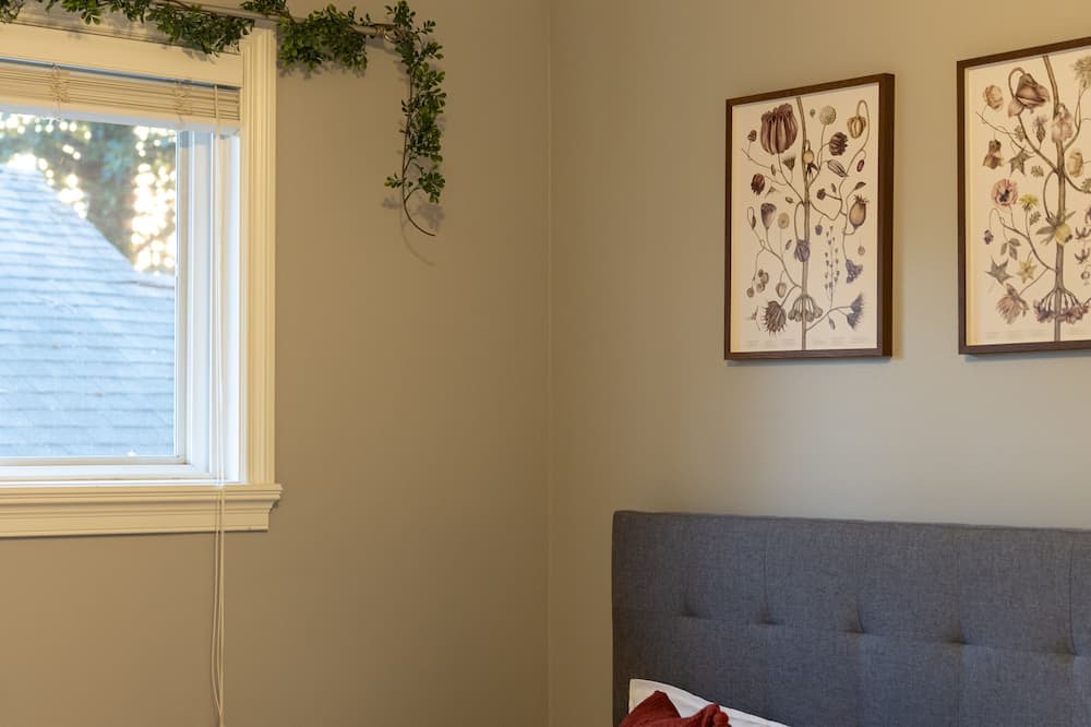 Photo of Bedroom in Delta