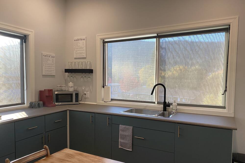 Photo of Kitchen in Fruitvale