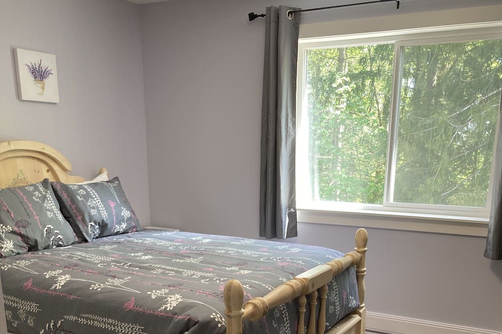 Photo of Bedroom in Shawnigan Lake