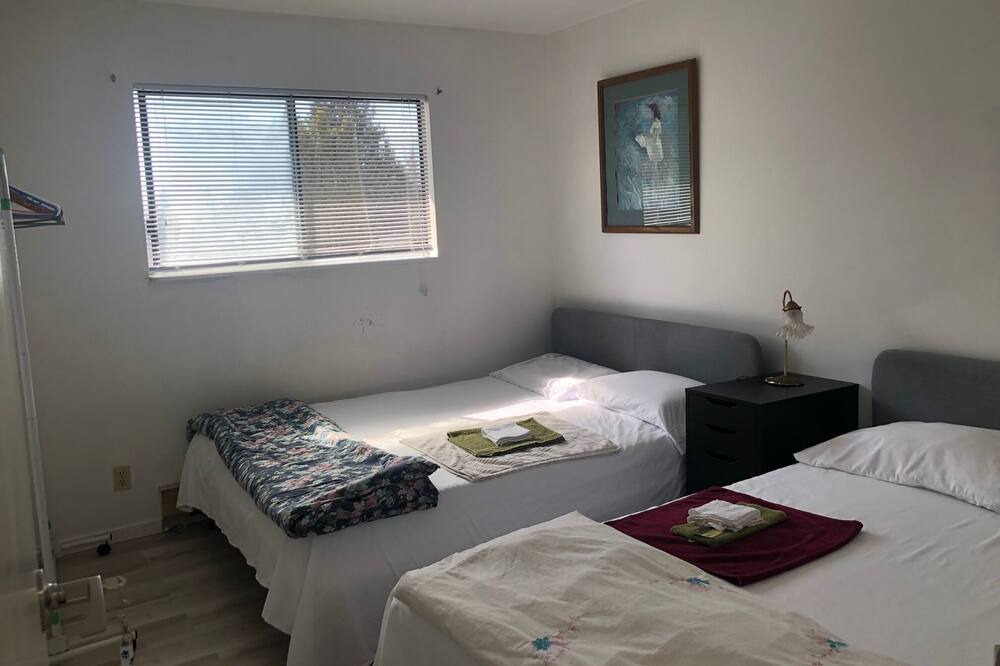 Photo of Bedroom in Gibsons