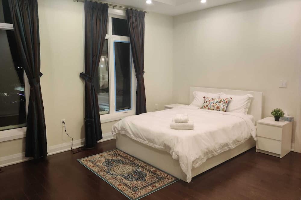 Photo of Bedroom in Pickering
