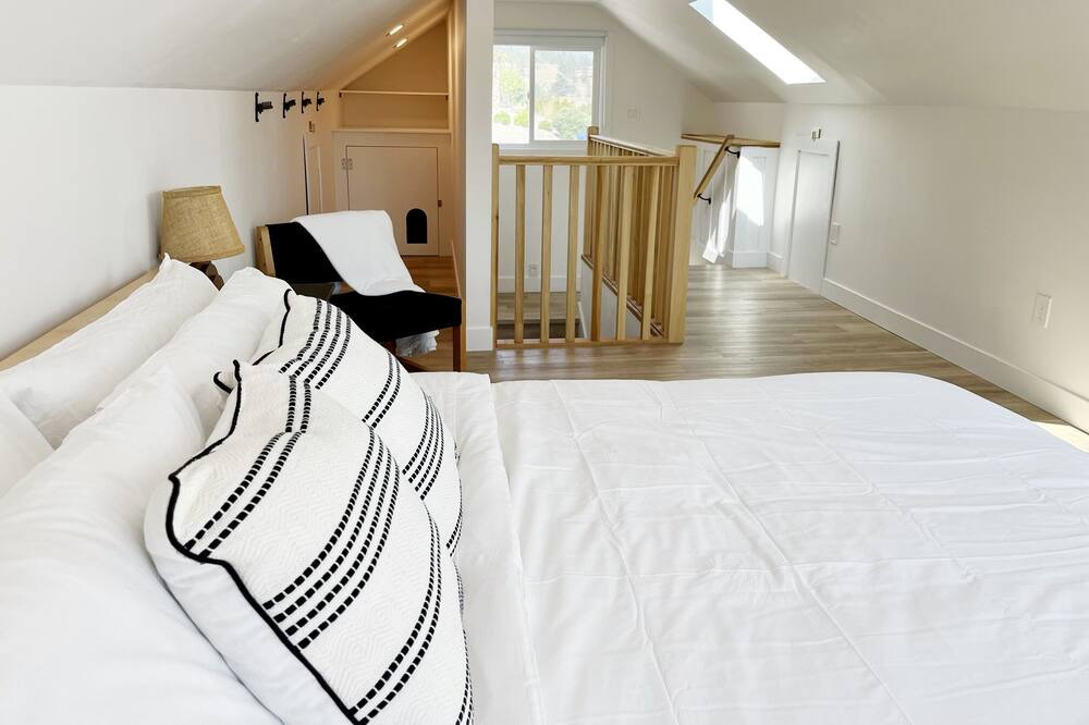 Photo of Bedroom in Central Okanagan