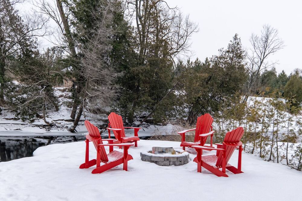 Photo of Outdoor in Burnt River
