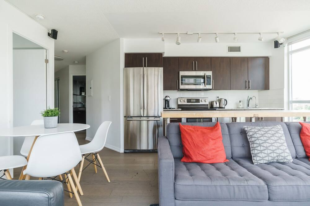 Photo of Livingroom in King West Village