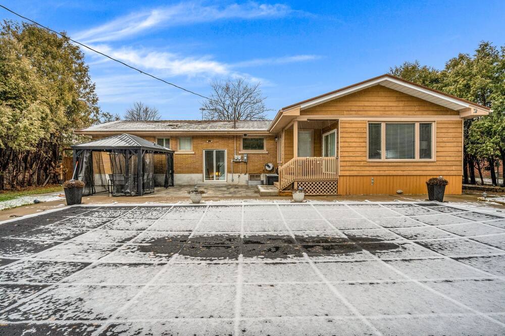 Photo of Outdoor in Hamilton