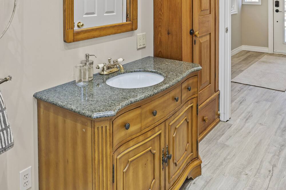 Photo of Bathroom in Bracebridge