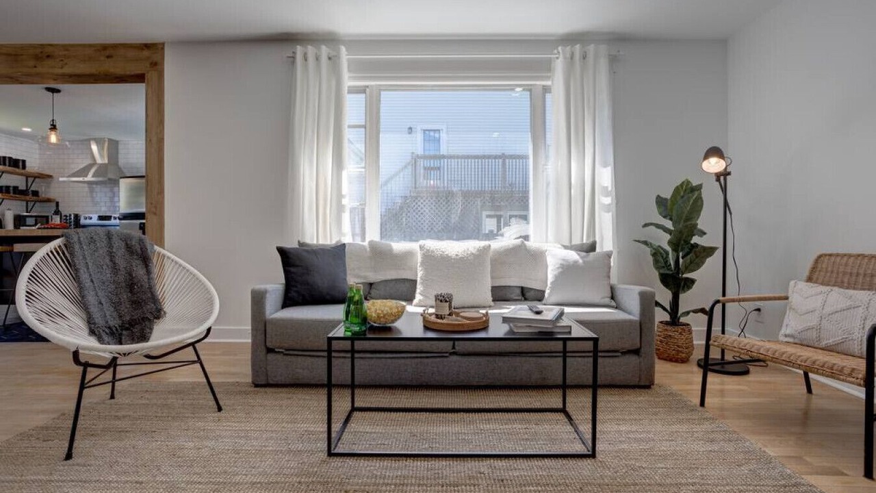 Photo of Livingroom in Dartmouth