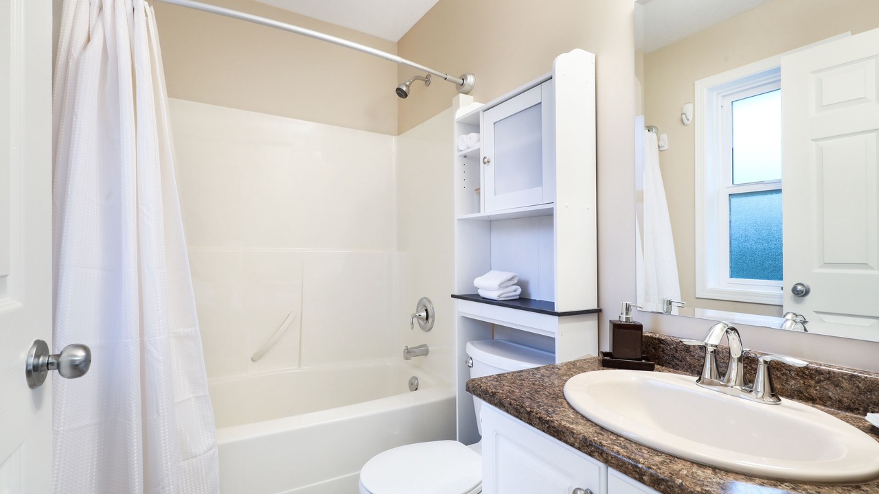 Photo of Bathroom in Courtenay