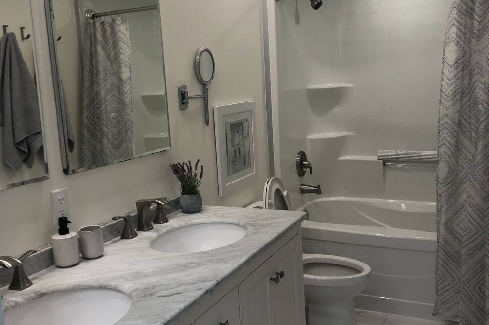 Photo of Bathroom in Central Okanagan