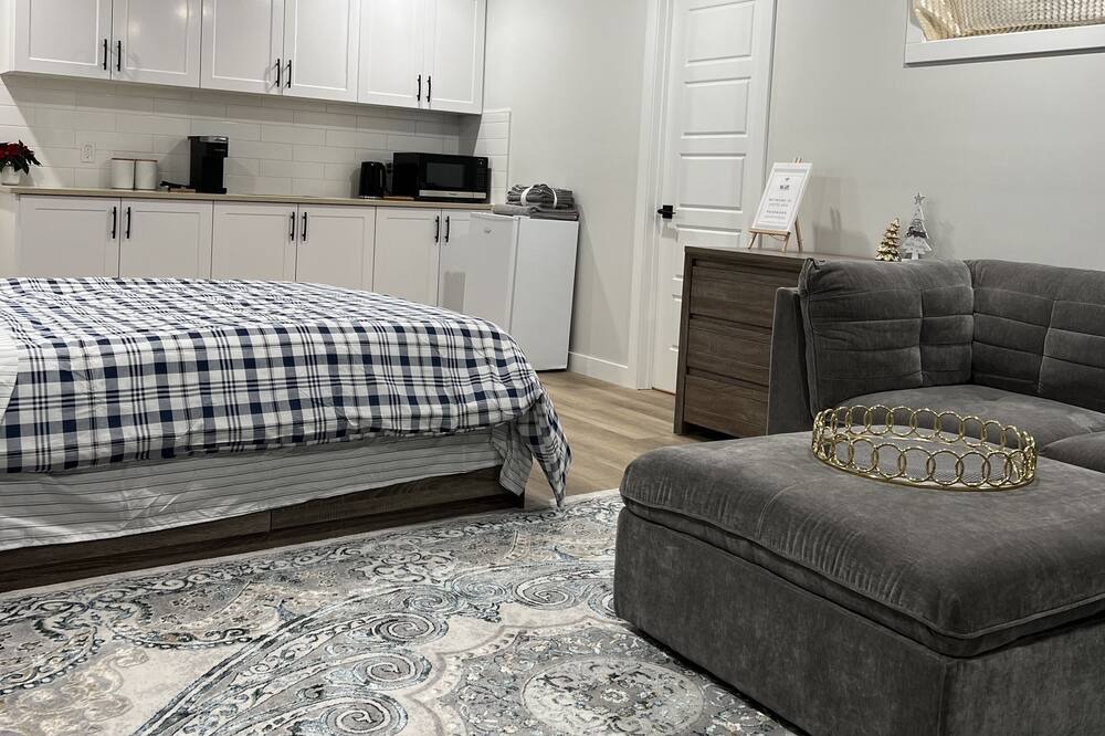 Photo of Livingroom in Regina