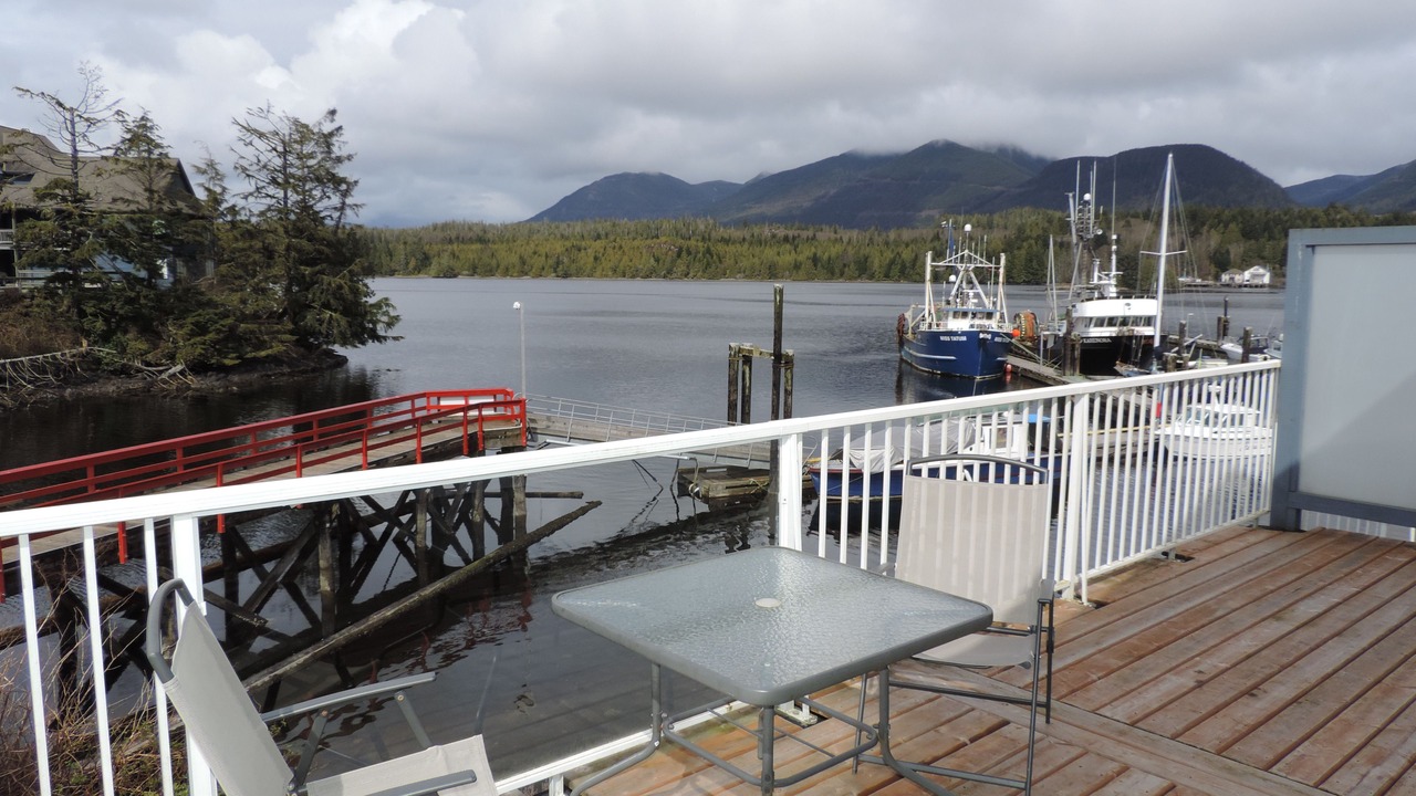 Photo of Patio Balcony in Ucluelet