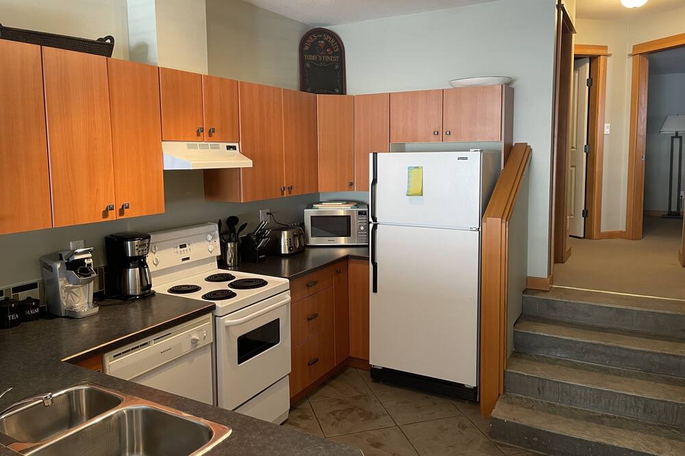 Photo of Kitchen in Apex Mountain