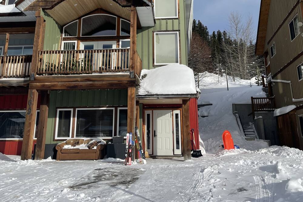 Photo of Outdoor in Apex Mountain