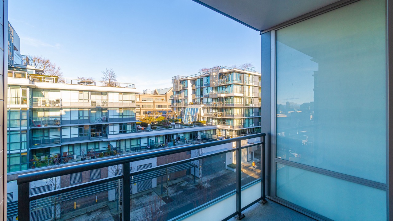 Photo of Patio Balcony in Kitsilano