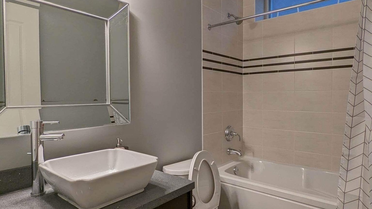 Photo of Others in Marpole