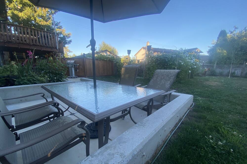 Photo of Outdoor in Courtenay