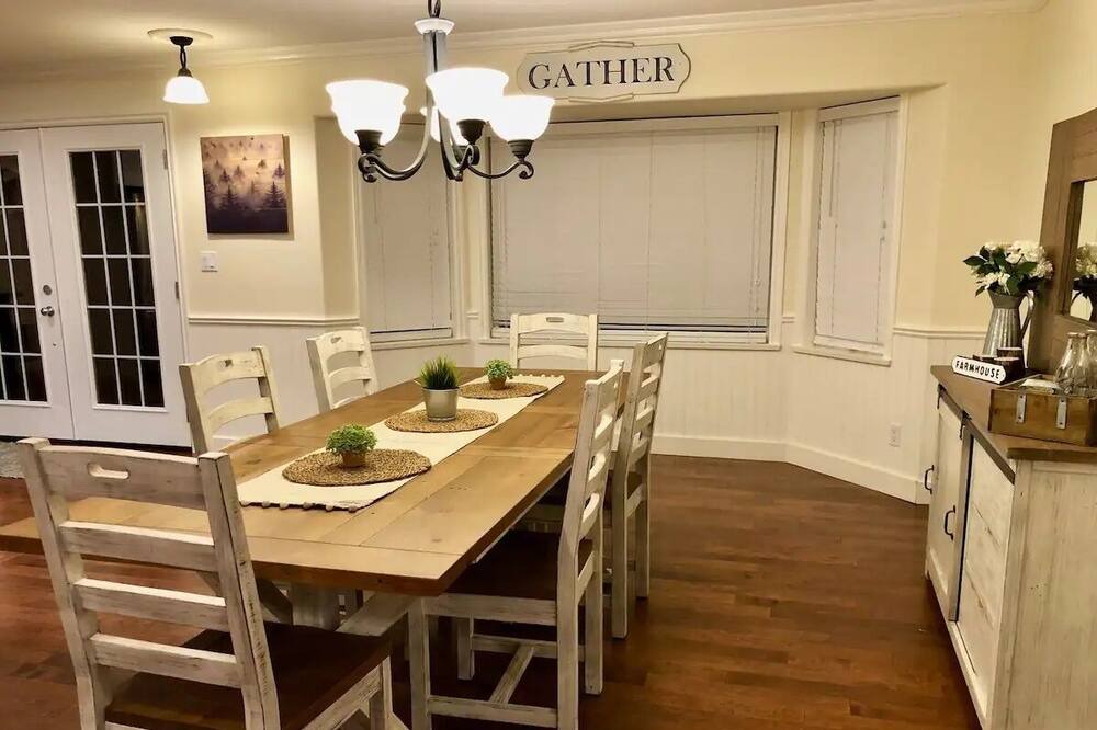 Photo of Kitchen in Yarrow