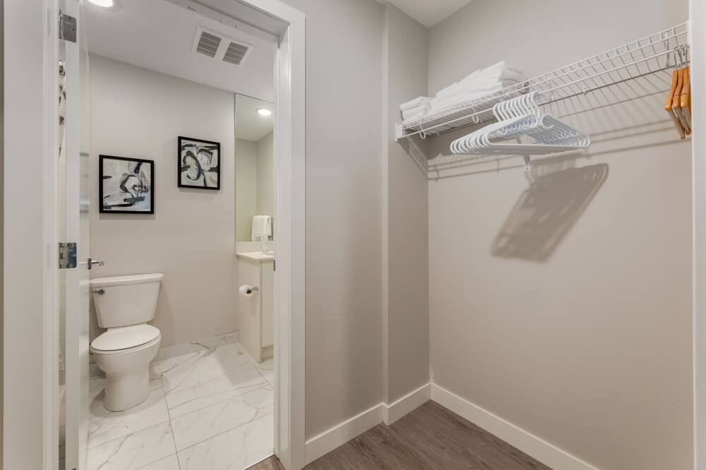 Photo of Bathroom in Shaganappi