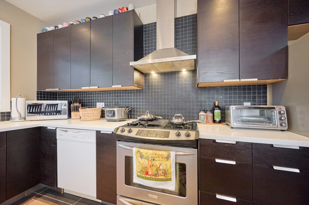 Photo of Kitchen in West Point Grey