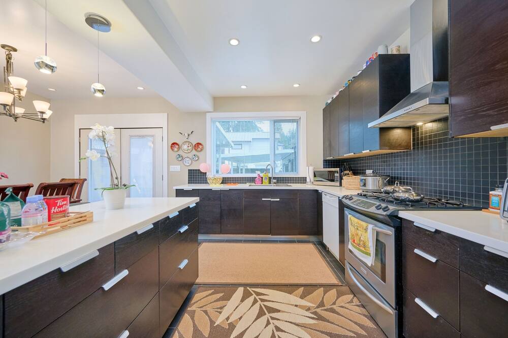Photo of Kitchen in West Point Grey