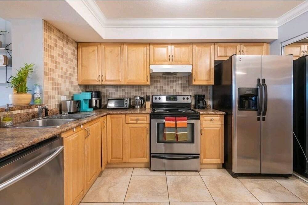 Photo of Kitchen in Surrey Newton