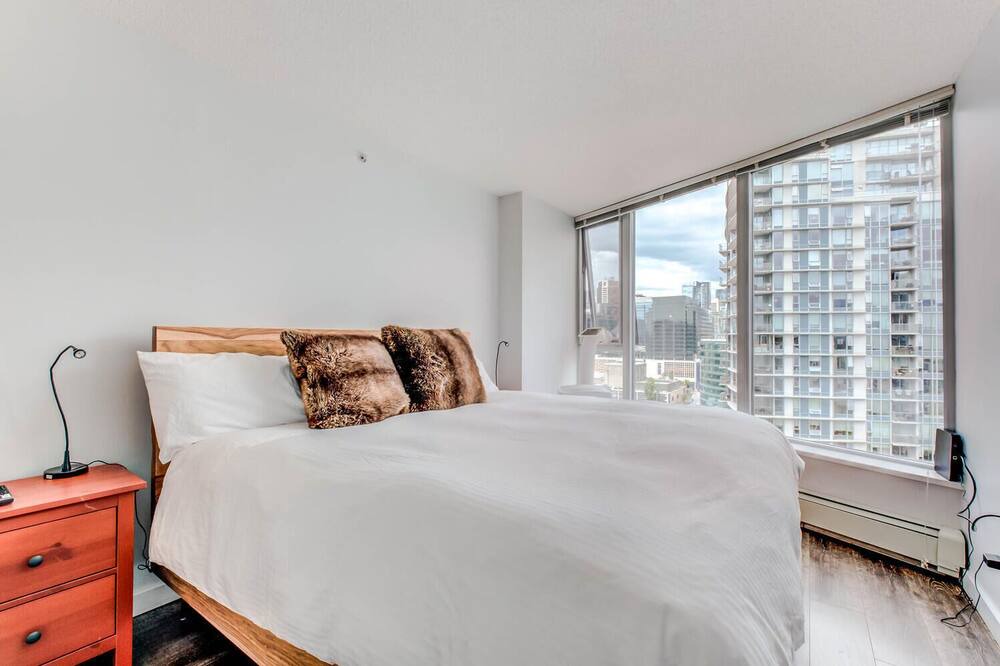 Photo of Bedroom in Crosstown