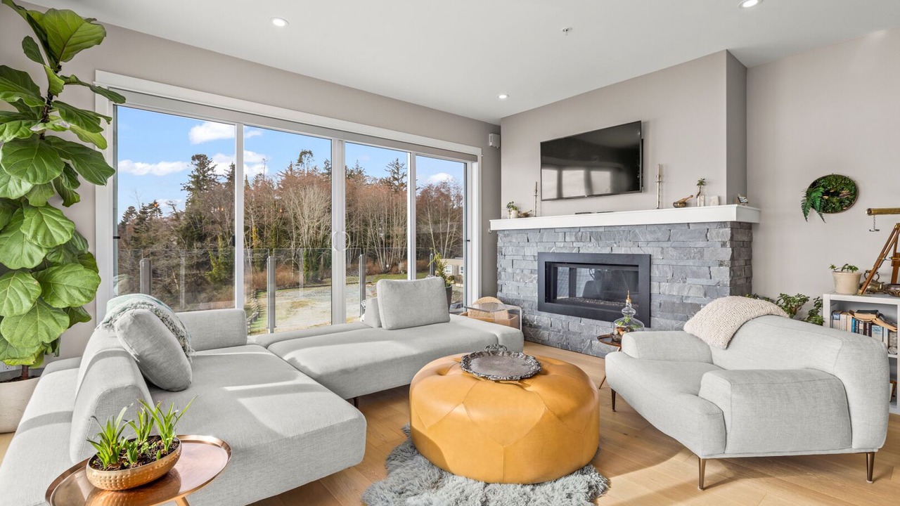 Photo of Livingroom in Sooke