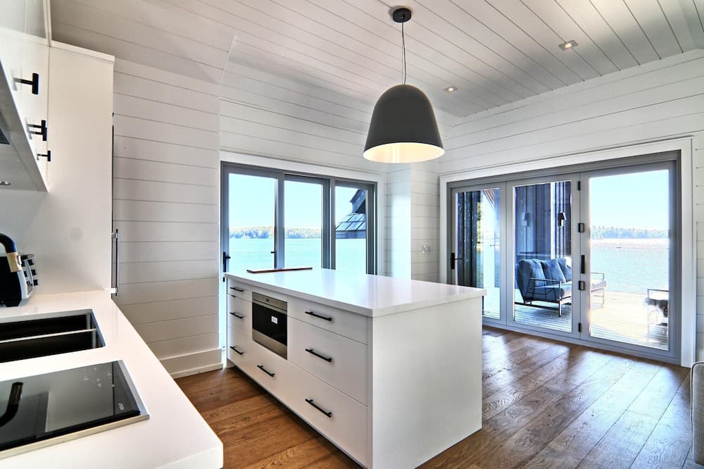 Photo of Kitchen in Muskoka Lakes