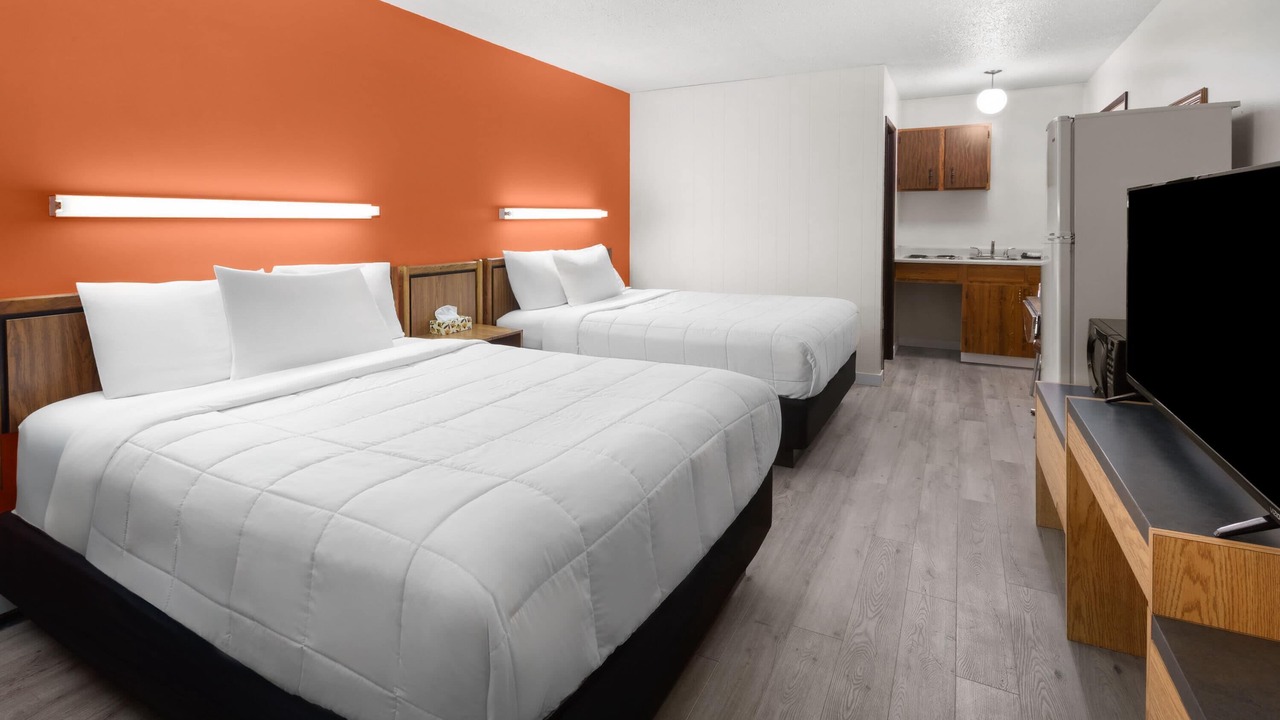 Photo of Bedroom in Edson