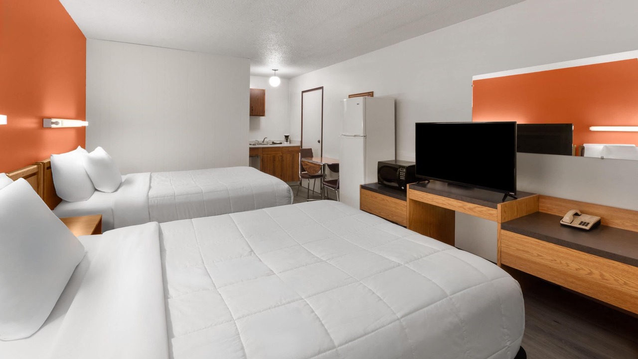 Photo of Bedroom in Edson