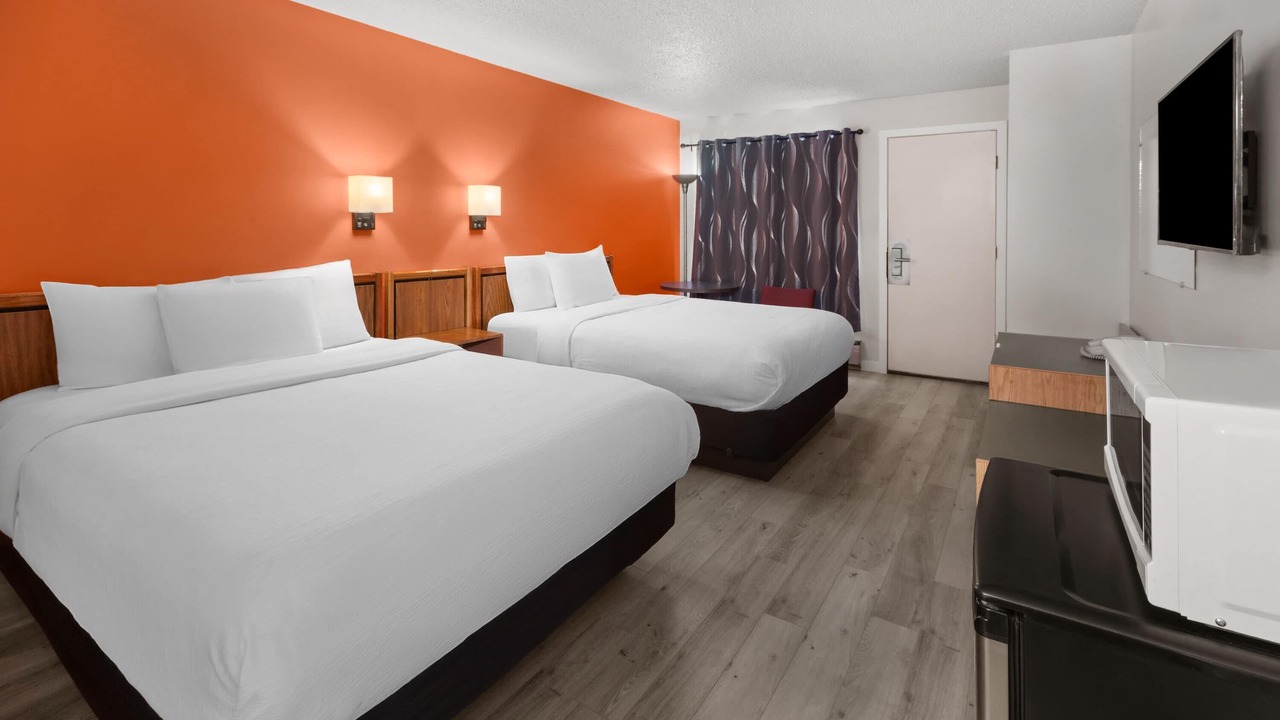 Photo of Bedroom in Edson