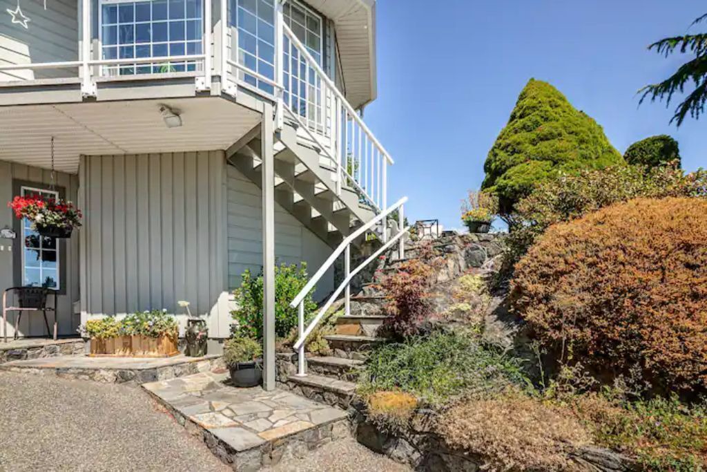 Photo of Outdoor in Saanich West