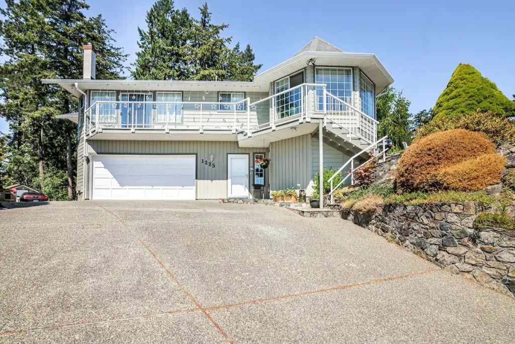 Photo of Outdoor in Saanich West