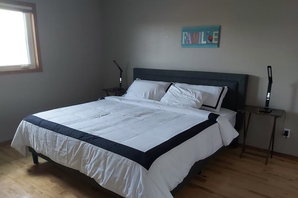 Photo of Bedroom in Whitehorse
