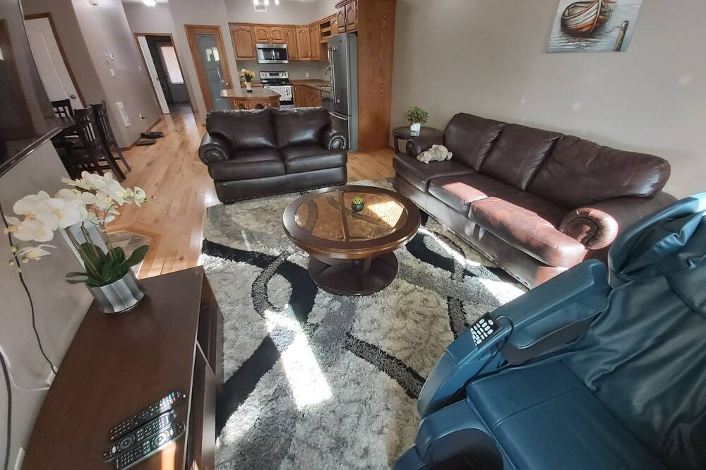Photo of Livingroom in Whitehorse