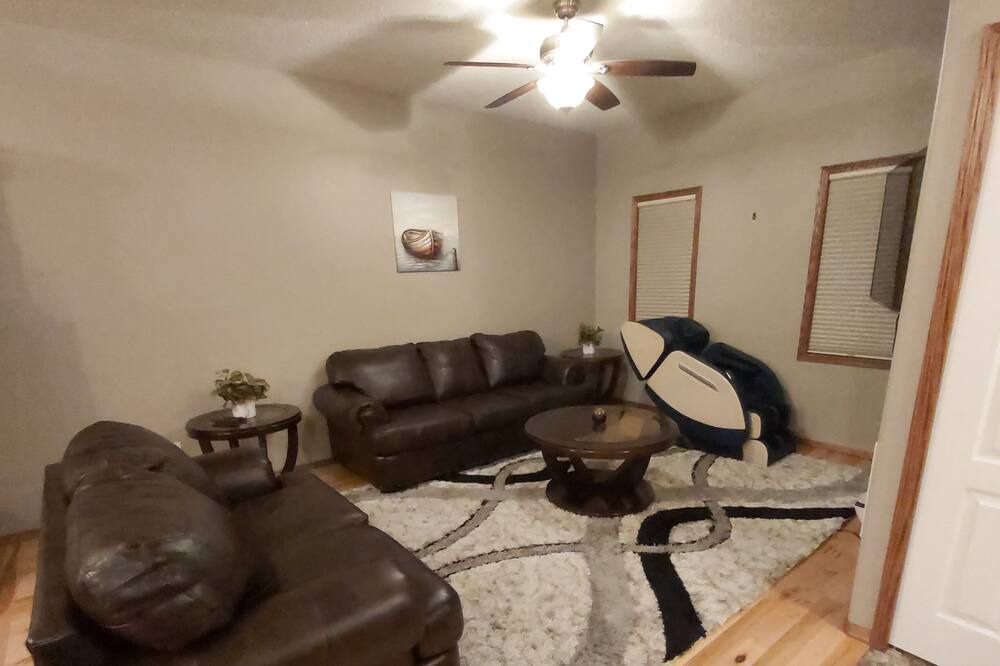 Photo of Livingroom in Whitehorse